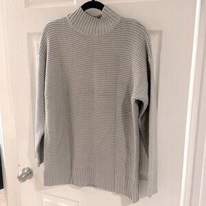 Heavy knot cable knit gray large 100% acrylic sweater brand new without tags